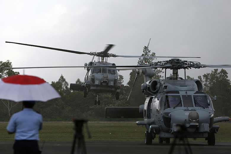 AirAsia, AirAsia Flight QZ8501 crash, AirAsia Flight crash, AirAsia Flight search, QZ8501, QZ8501 search