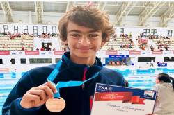 R Madhavan’s son wins Bronze medal in swimming, makes India proud