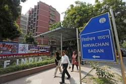 Lok Sabha elections 2019: Election Commission swamped with hundreds of thousands of complaints, bias accusations