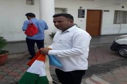 BJP supporter disrupts Congress press conference in Delhi; waves Tricolour, chants Bharat Mata Ki Jai