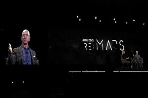 amazon hq2, jeff bezos, elon musk, amazon headquarter, amazon loan