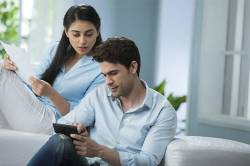 How to choose between joint vs separate term insurance plans?