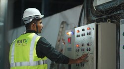 Significance of Battery Recycling for Reducing Carbon Footprint: Exploring Sustainable Solutions