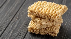 According to Food Chemistry, a peer-reviewed journal, the long-term consumption of dried noodles is associated with an increased risk of diet-related disorders, including obesity and type II diabetes.