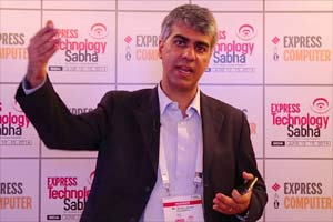 Sunil Lalvani, Sunil Lalvani quits blackberry, Sunil Lalvani Qualcomm, Qualcomm, Qualcomm India president, SAARC, Blackberry, news