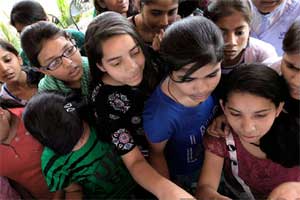 cbse 10 class result 2016, how to calculate cgpa, how to calculate cgpa from percentage, how to calculate cgpa from grades, cbse.nic.in, cbseresult.nic.in, how to calculate overall cgpa from grades-cbse 10th, calculate cgpa online, calculate cgpa online cbse, calculate cgpa from marks, how to calculate cgpa from marks in cbse, cbse 10th result, cbse 10th result 2016, cbse 10th result 2016 declaration, cbse 10 class result 2015, 5.8 cgpa of 10th class, 2016 class 10 exam, cbse nic in 10th results, 12th cbse marks out of number, cbse compartment date of class 12 2016, 12th hsc board results percentage wise statistics