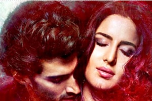 With themes of wealth and poverty, love and rejection, Abhishek Kapoor's "Fitoor" based on Charles Dickens's novel, "Great Expectations", is set in Kashmir.