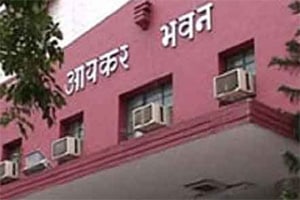 Income Tax dept to prosecute about 300 bank account holders abroad