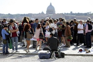 Get your facts right: Italy, U.S. come bottom in modern life survey