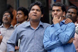 BSE Sensex up 49 points in early trade on global cues