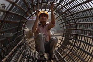 Farm, services save the day; GDP growth at 5.3 pct in Q2