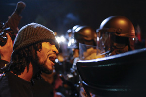 Ferguson erupts after officer not charged in teen’s shooting Ferguson erupts after officer not charged in teen’s shooting