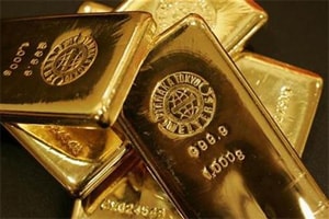 Gold prices fell by Rs 20 to Rs 26,880 per 10 grams at the bullion market. (Reuters)