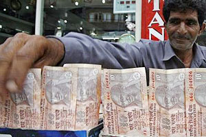 Indian rupee gain