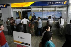 Domestic air traffic grew in October to 550.68 lakh; Air India 2nd, SpiceJet follows