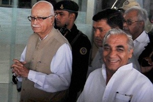 Now, BJP veteran L K Advani, does a Modi, lauds Sardar Vallabhbhai Patel Now, BJP veteran L K Advani, does a Modi, lauds Sardar Vallabhbhai Patel