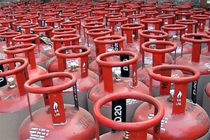 LPG subsidy fixed at Rs 568, cooking gas price to change after March