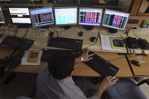 Weekly review: Market recovers modestly on late buying, BSE Sensex up 21 pts