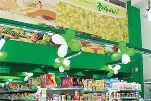 Kishore Biyani’s Future Group acquires supermarket chain Nilgiris Kishore Biyani’s Future Group acquires supermarket chain Nilgiris