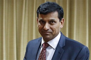 Nobel-winning economist backs Raghuram Rajan’s RBI anti-inflation policy