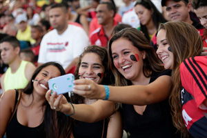 Nip, tuck, click: Demand for US plastic surgery rises in selfie era Nip, tuck, click: Demand for US plastic surgery rises in selfie era