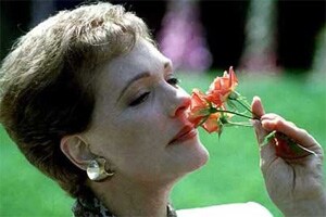 Women have better sense of smell than men: Study