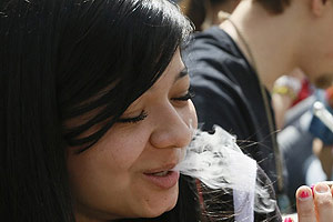 Cigarette Smoke, Passive Smoking, Smoking, Nicotine, Contamination Of Soil, Technical University of Braunschweig, Germany Cigarette Smoke, Passive Smoking, Smoking, Nicotine, Contamination Of Soil, Technical University of Braunschweig, Germany