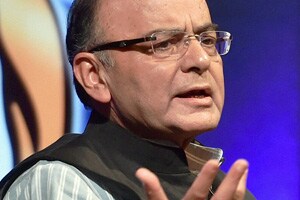 Arun Jaitley vows to amend land acquisition law, without Oppn support if need be
