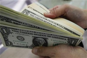 Dollar keeps marching higher, Euro cowers as ECB looms