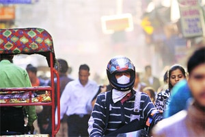 Supreme Court suggests higher parking fee, cess on cars to cut pollution