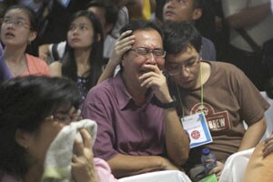 AirAsia missing Flight QZ8501 located: Bodies, debris found in plane hunt