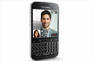 BlackBerry Classic will woo touch-weary world with classic keyboard, trackpad