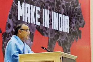 FM Arun Jaitley rejects RBI Governor Raghuram Rajan’s criticism of ‘Make in India’