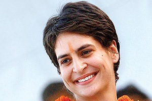 Priyanka gandhi attacks smriti irani