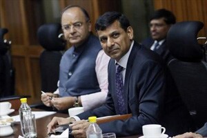 RBI’s Raghuram Rajan says govt will review gold import norms