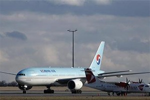 Korean Air CEO’s daughter resigns in row over nuts