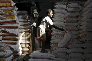 Dip in factory output, low inflation raise rate cut clamour Dip in factory output, low inflation raise rate cut clamour