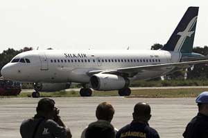 Singapore-bound Silk Air flight develops snag, returns to Hyderabad