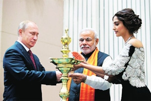 Vladimir Putin warms up to India Vladimir Putin warms up to India