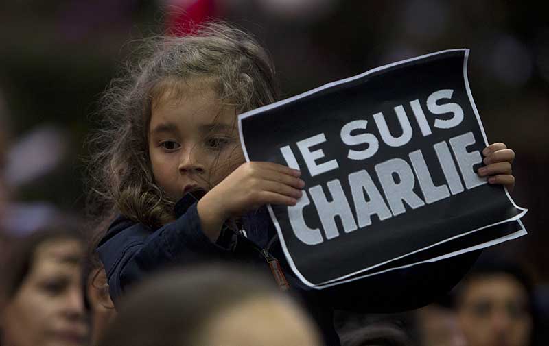charlie hebdo, charlie hebdo attack, charlie hebdo shooting, charlie hebdo mohammed cartoons, charlie hebdo prophet mohammed, charlie hebdo cartoon, charlie hebdo paris, charlie hebdo magazine, paris attack, paris news, paris shooting, Charlie Hebdo pray