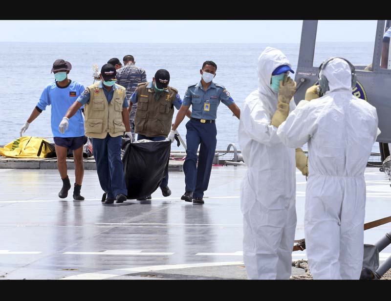 airasia flight missing, airasia, airasia flight, airasia fight QZ8501