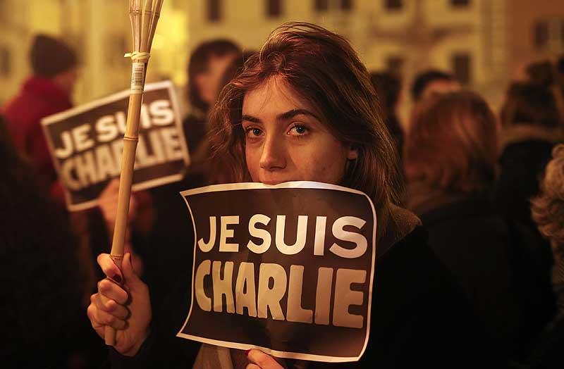 charlie hebdo, charlie hebdo attack, charlie hebdo shooting, charlie hebdo mohammed cartoons, charlie hebdo prophet mohammed, charlie hebdo cartoon, charlie hebdo paris, charlie hebdo magazine, paris attack, paris news, paris shooting, Charlie Hebdo pray