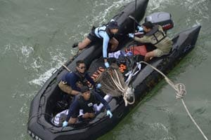 airasia, airasia flight missing, airasia qz8501, airasia crash, airasia, airasia flight, airasia fight QZ8501, airasia missing, airasia fight QZ8501 wreck, airasia passenger, Air France, Air France crash