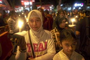 AirAsia Flight QZ8501: Data point to ‘unbelievably’ steep climb before crash