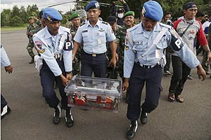 airasia, airasia flight missing, airasia qz8501, airasia flight qz8501, airasia flights, airasia malaysia, airasia black box
