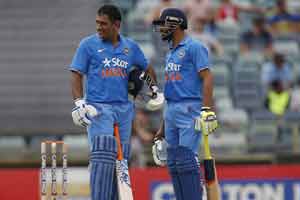 MS Dhoni, Ravindra Jadeja, India vs England