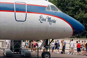 Lisa Marie, Elvis Presley, Elvis Presley Jet, Elvis Presley jet auction