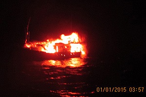 Pakistan, Pakistani boat, Pakistan boat blows itself up, Pakistan India, India, India Pakistan