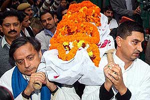 Sunanda Pushkar, Sunanda Pushkar death, Sunanda Pushkar news, Sunanda Pushkar latest