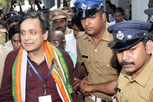Shashi Tharoor, Shashi Tharoor books